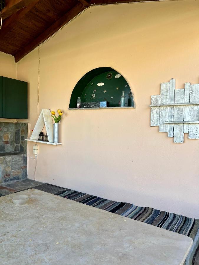Alice House 1 Apartment Amarynthos Bagian luar foto